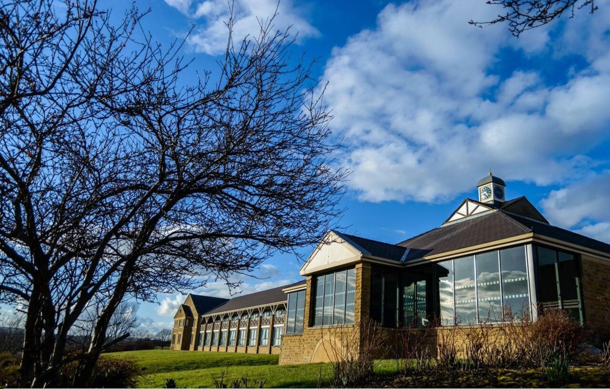Holiday Inn Leeds Brighouse By Ihg Ngoại thất bức ảnh