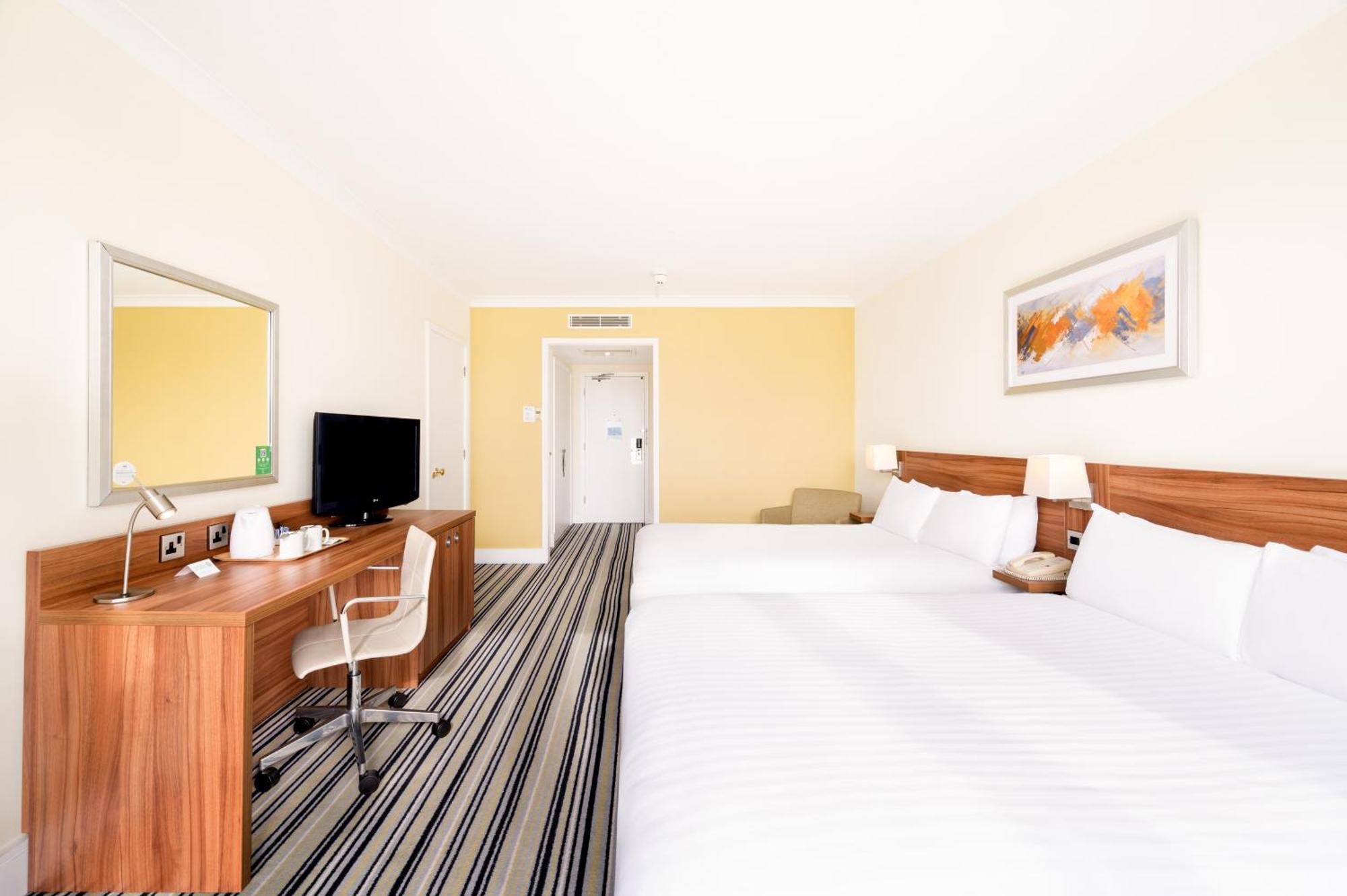 Holiday Inn Leeds Brighouse By Ihg Ngoại thất bức ảnh